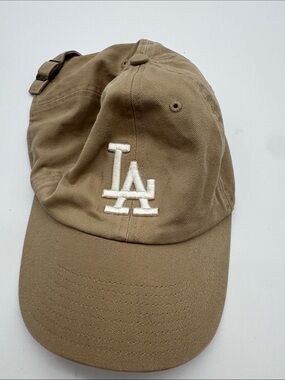 47 Khaki Tan Baseball Cap with White Embroidered LA Logo